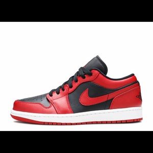 DS jordan 1 low reverse bred multiple sizes
